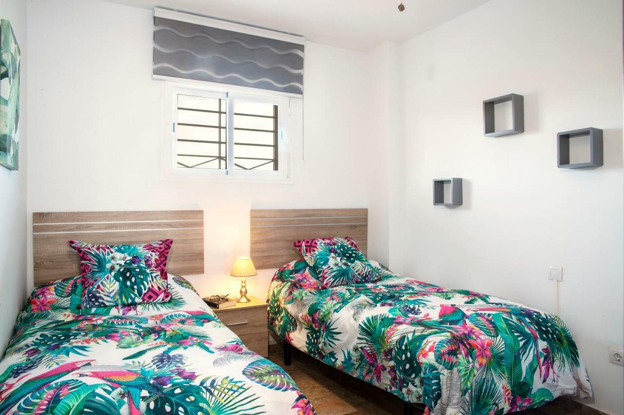 Urbanizacion Galera Sun Apartment Estepona Bagian luar foto