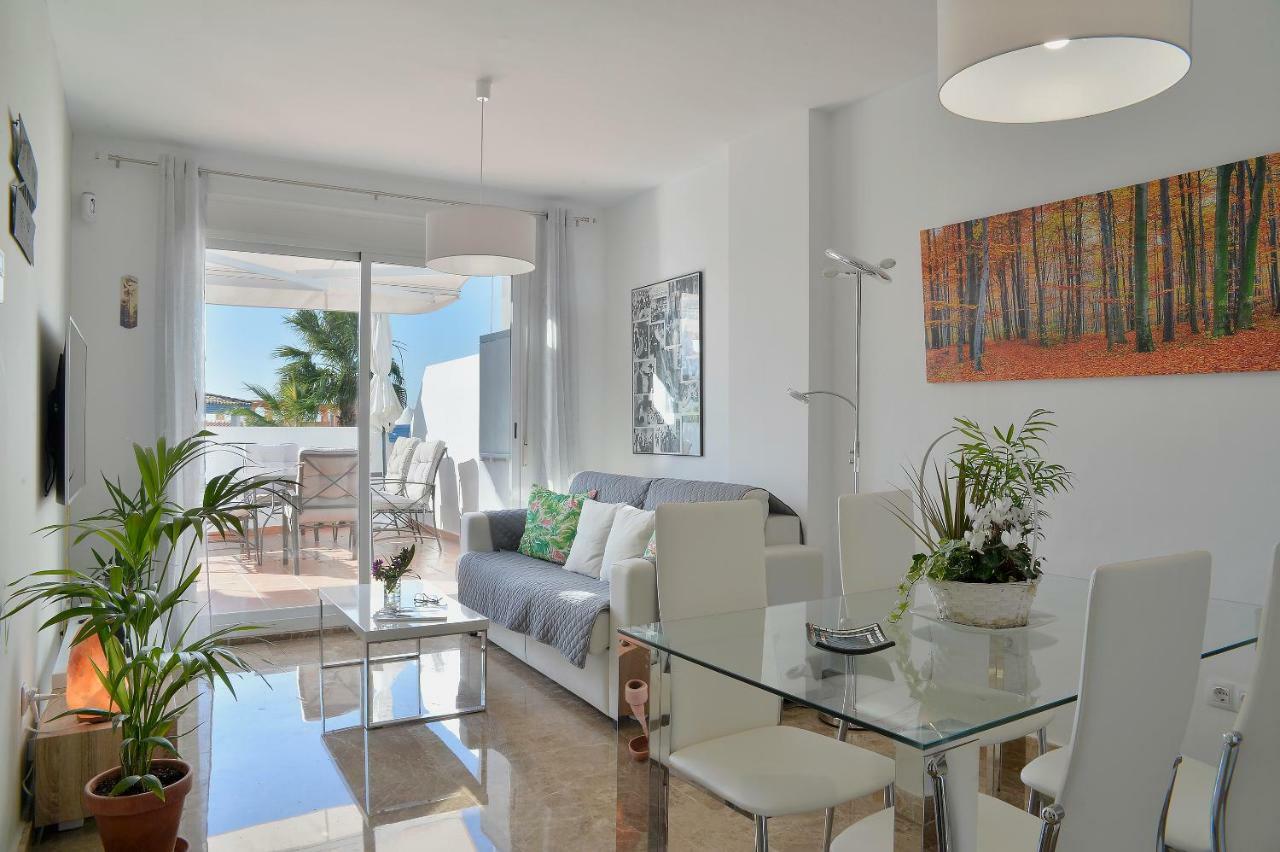 Urbanizacion Galera Sun Apartment Estepona Bagian luar foto